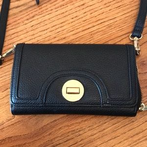 Cross body wallet